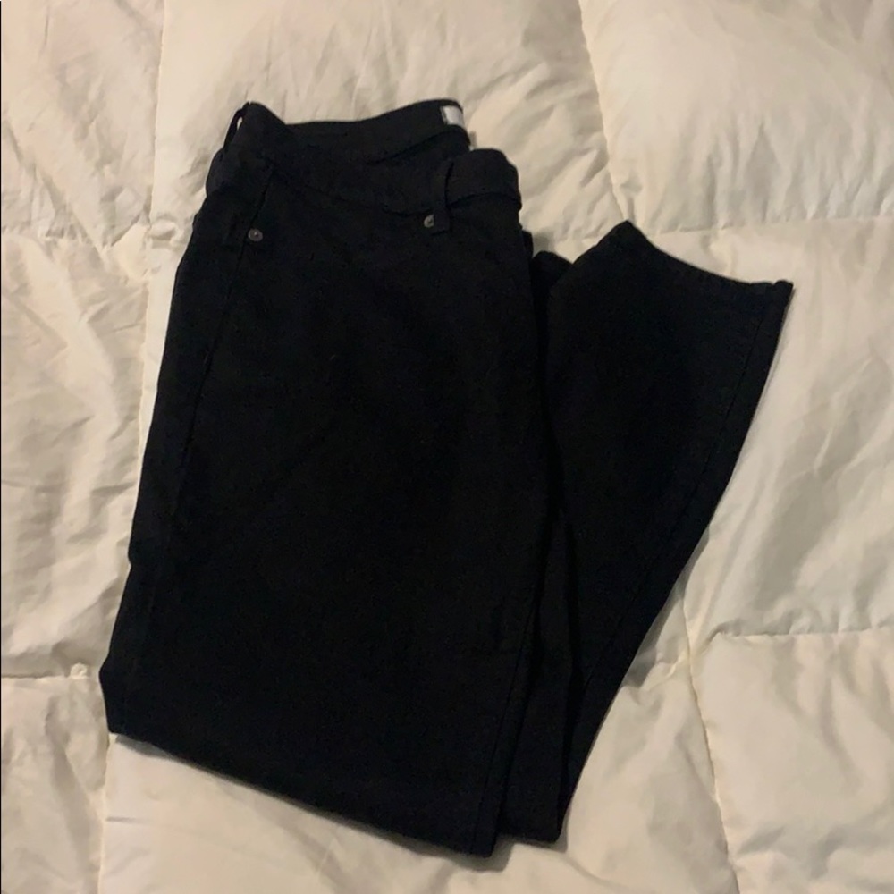 Black petite skinny- NEVER WORN